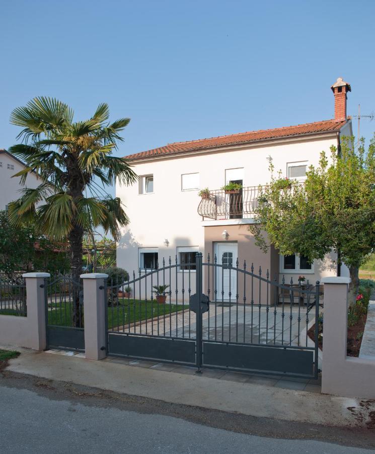 Apartment Stefania Rovinj Exterior photo